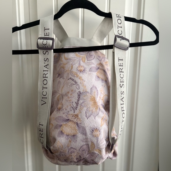 Victoria\'s Secret Lavender 2 in 1 Backpack and Towel main image 4